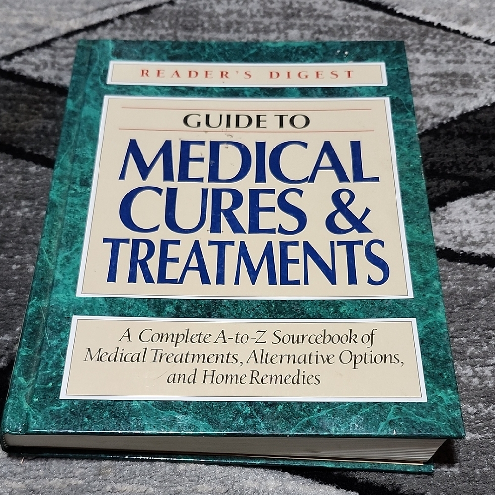 READERS DIGEST GUIDE TO MEDICAL CURES & TREATMENTS HARDCOVER BOOK